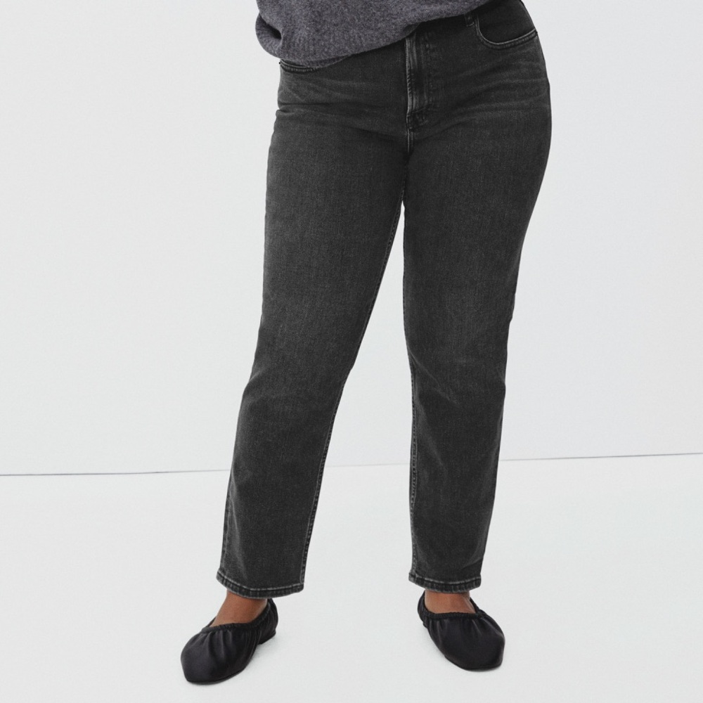 Everlane Curvy Cheeky Straight Leg Jean